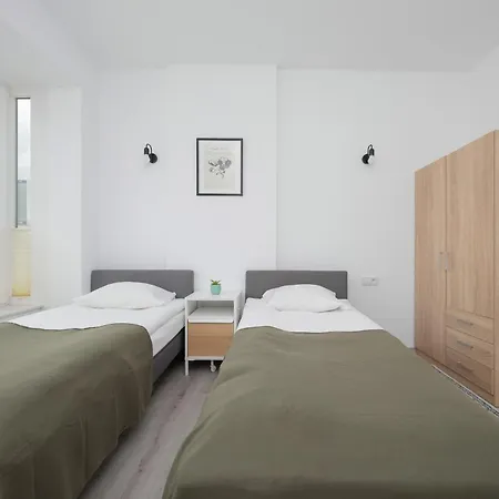 Apartment Z Widokiem Na Centrum 9 Pietro & Parking By Renters *