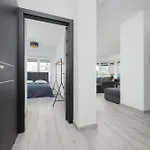 Apartmán Z Widokiem Na Centrum 9 Pietro & Parking By Renters