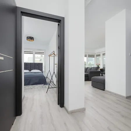 Appartement Z Widokiem Na Centrum 9 Pietro & Parking By Renters